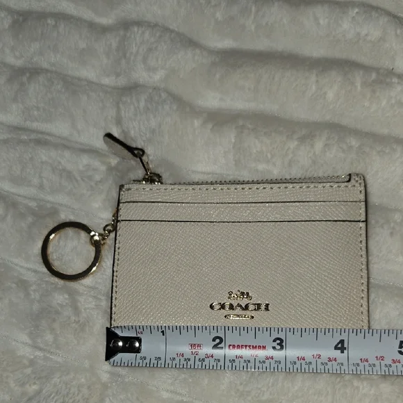 Coach Beige Card Holder with Gold Chain - Picture 9 of 9
